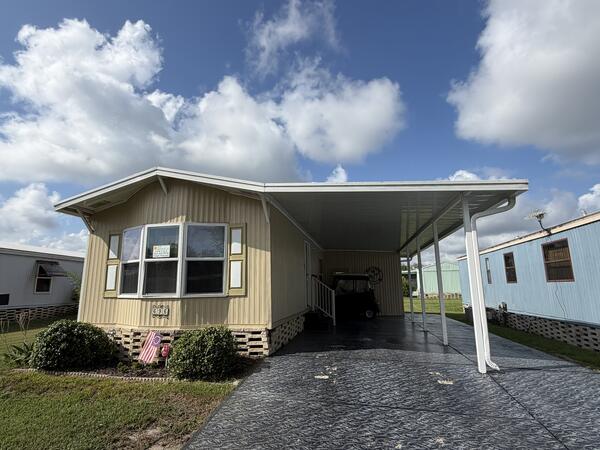 696 Century Lane a Winter Haven, FL Mobile or Manufactured Home for Sale